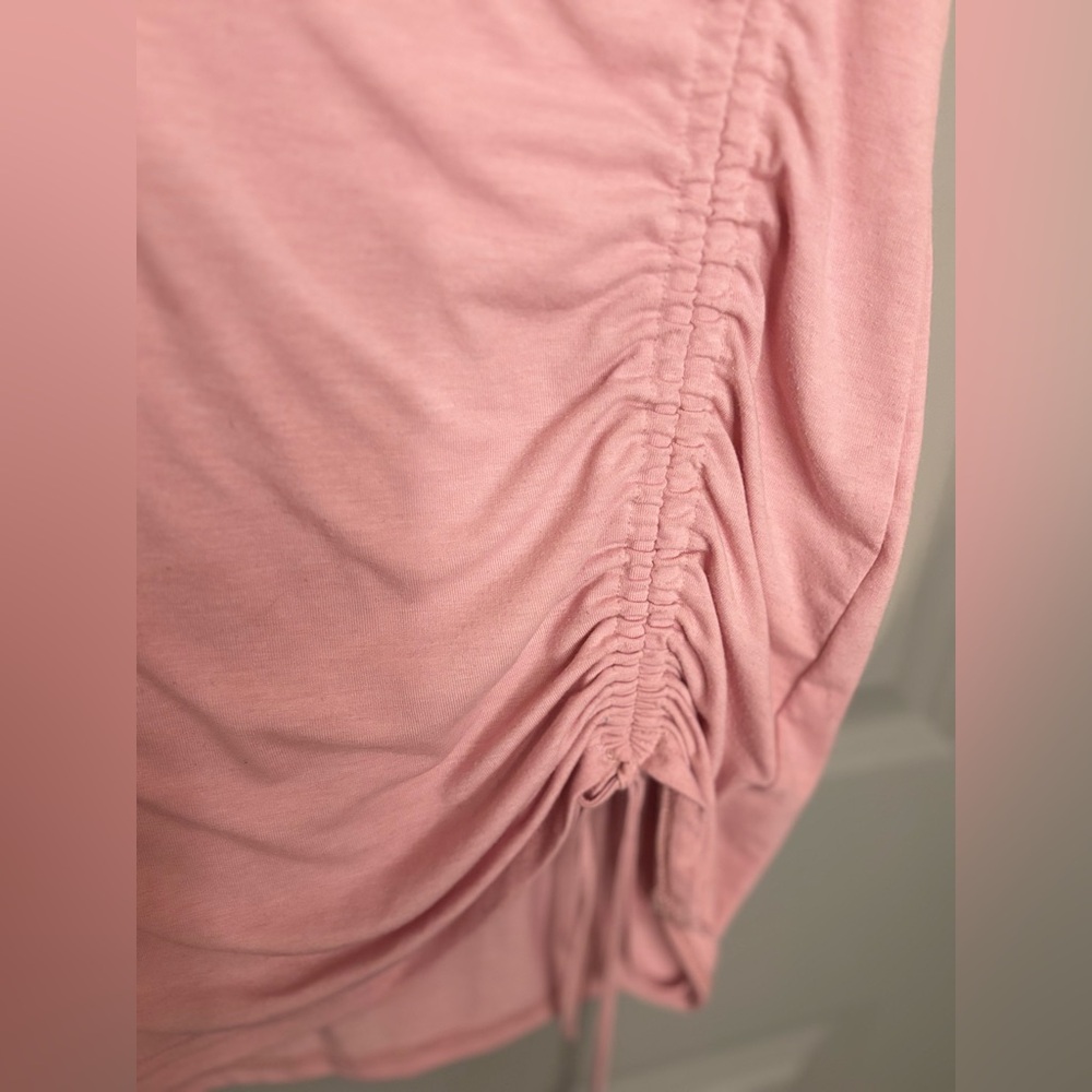 Pink Ruched Maternity Scoop Neck Tee - Picture 4 of 7